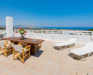 Litsa holiday home